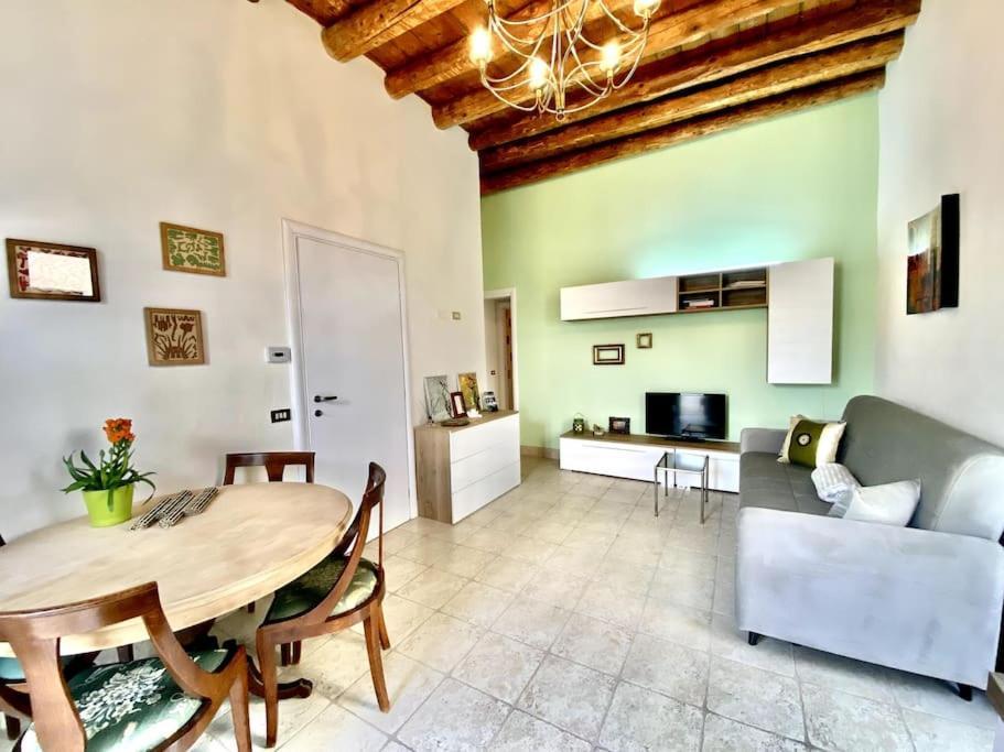 Zona Fiera A 10 Minuti Dal Centro Con Parcheggio Apartamento Verona Exterior foto