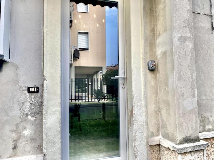 Zona Fiera A 10 Minuti Dal Centro Con Parcheggio Apartamento Verona Exterior foto